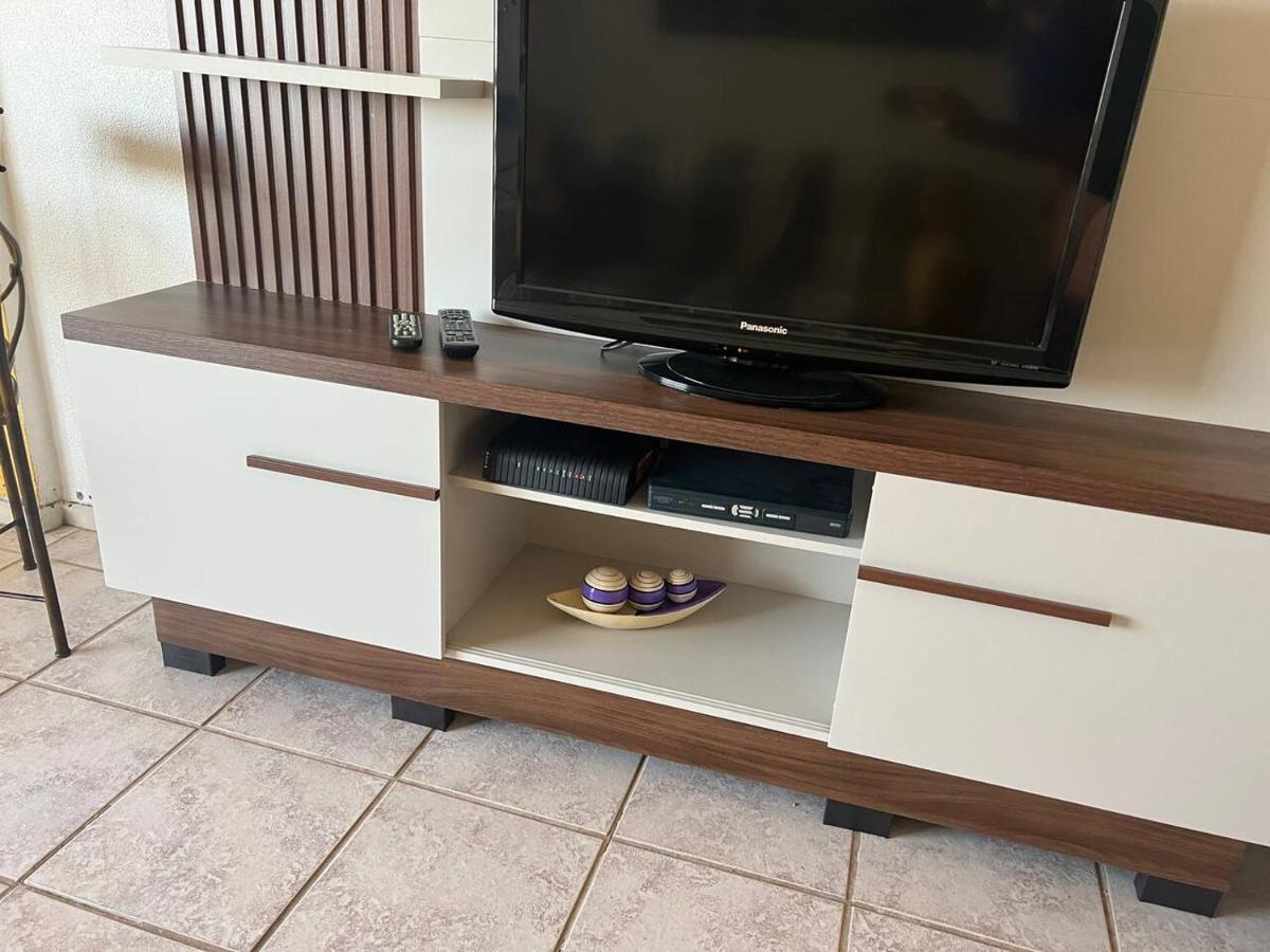 Apartamento Maravilhoso, Completo,1 Quarto Com Cama Queen E Sofa Retratil, Bi Cama Embutida, Colchao Extra, Vista Pro Mar, Dormem 5, Pe Na Areia, Jacuzzi, Piscina Wifi,Self Checkin, Automatizado Lägenhet Florianópolis Exteriör bild